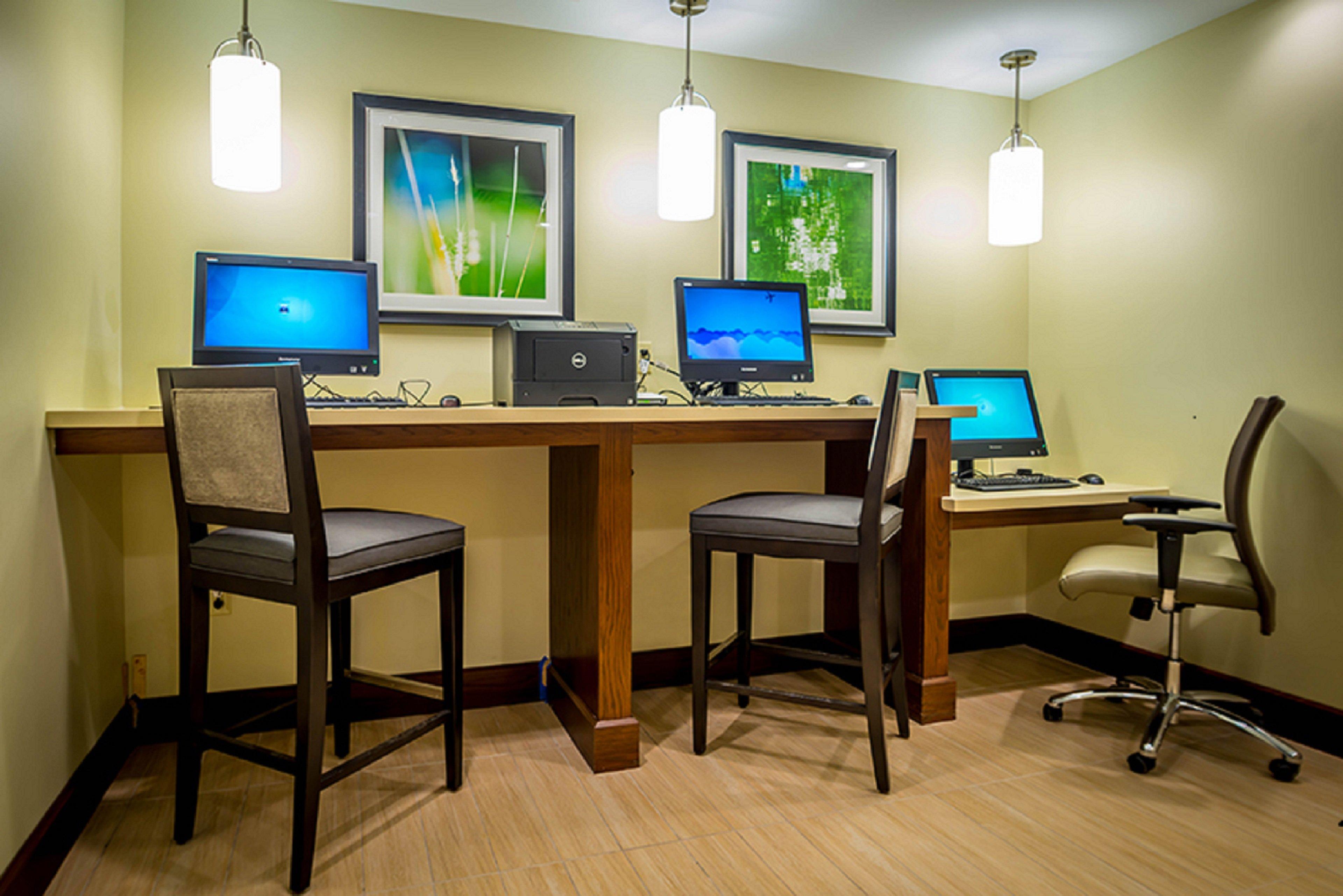 Staybridge Suites Dearborn By Ihg Exteriör bild